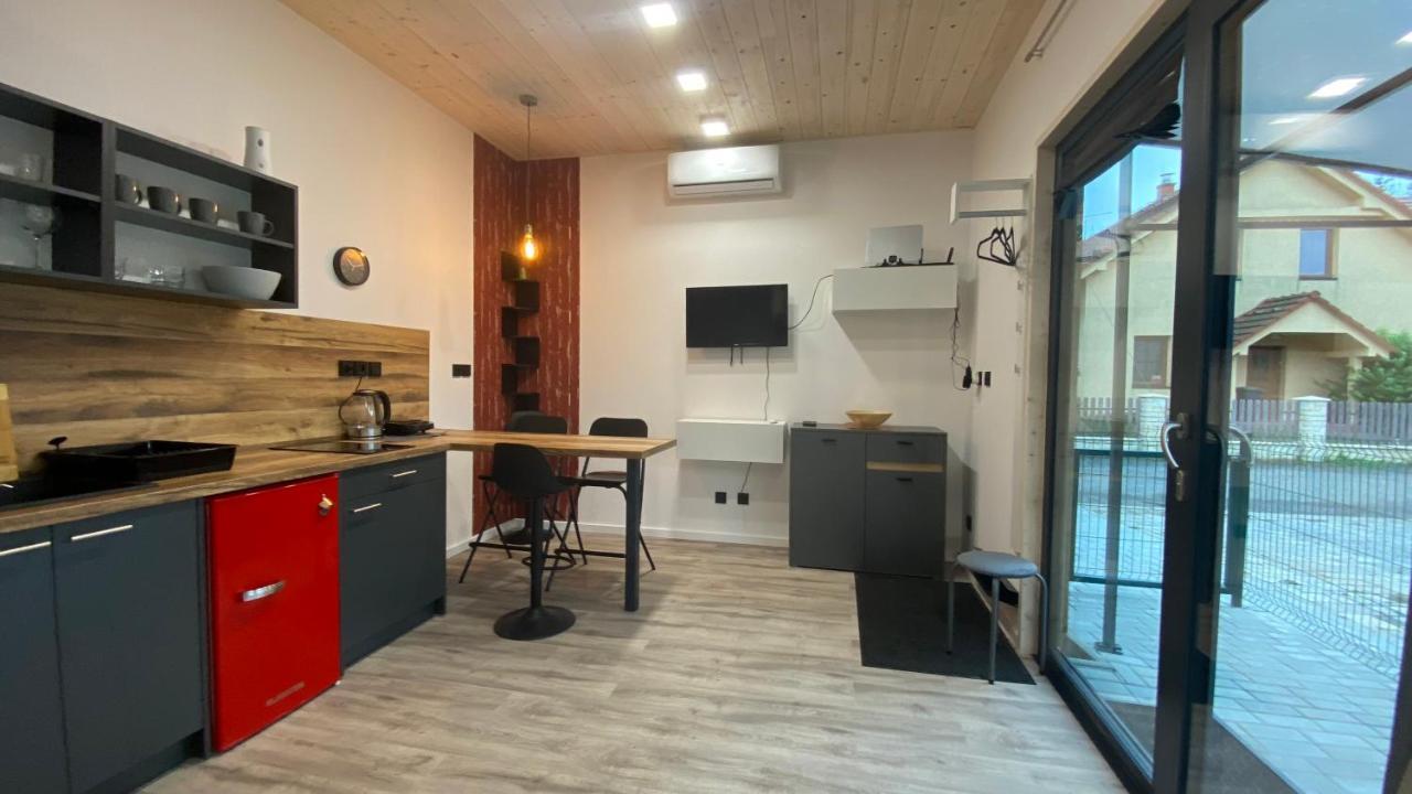 شقة Tiny House باردوبيتسه المظهر الخارجي الصورة